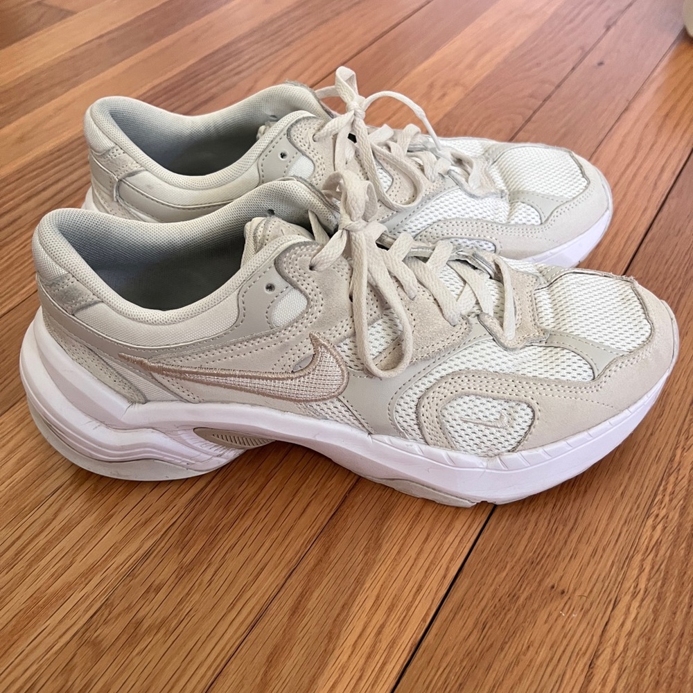 Nike AL8 Women's Sneakers 9.5